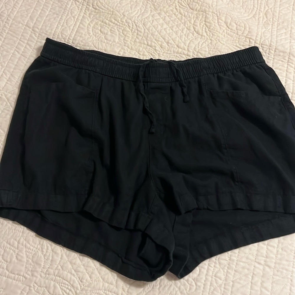 Old Navy Black Linen Shorts